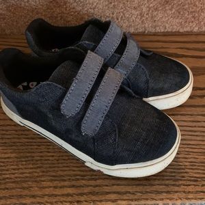 Chambray boys Velcro sneaker
